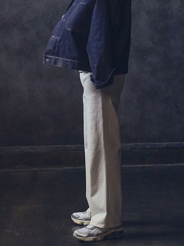 junhashimoto SEMI FLARE DENIM / WHITE