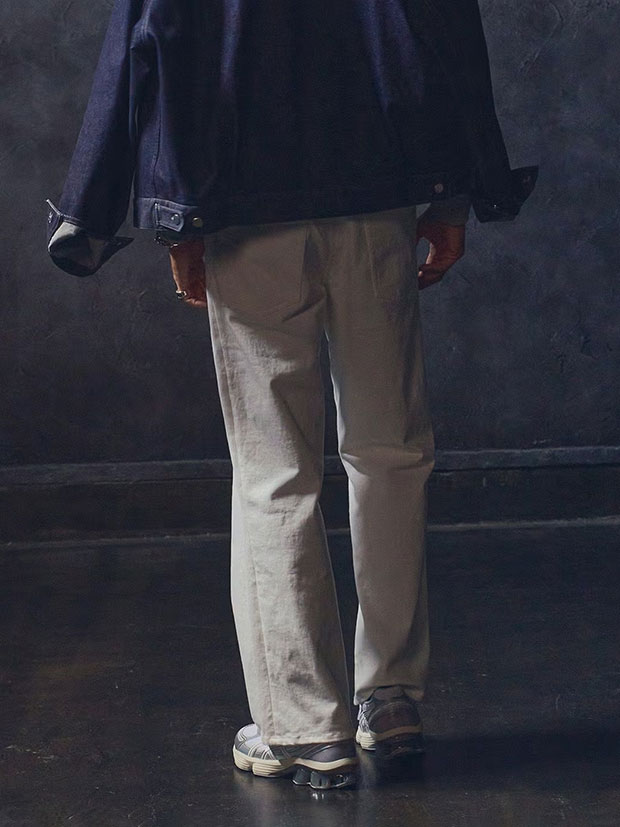 junhashimoto SEMI FLARE DENIM / WHITE