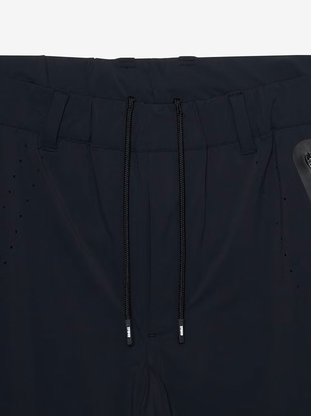 TFW49 LUXURY TECH SHORTS / BLACK