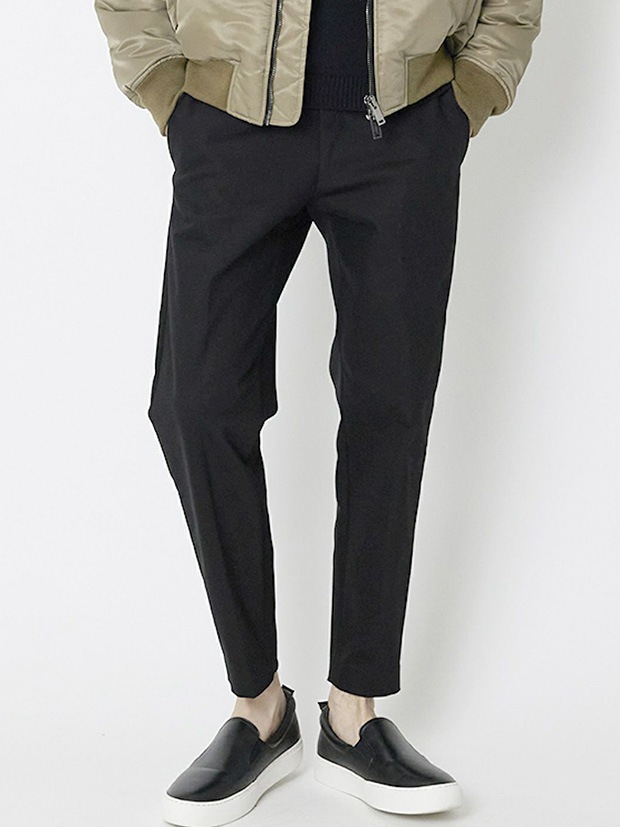 junhashimoto MONSTER STRETCH TUCK LESS PANTS / BLACK