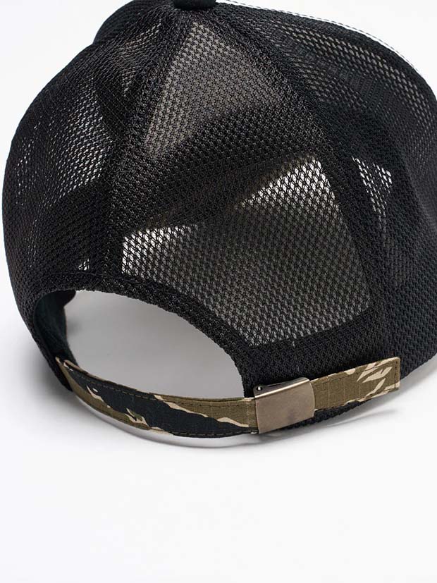 wjk cut-off mesh cap / black x white