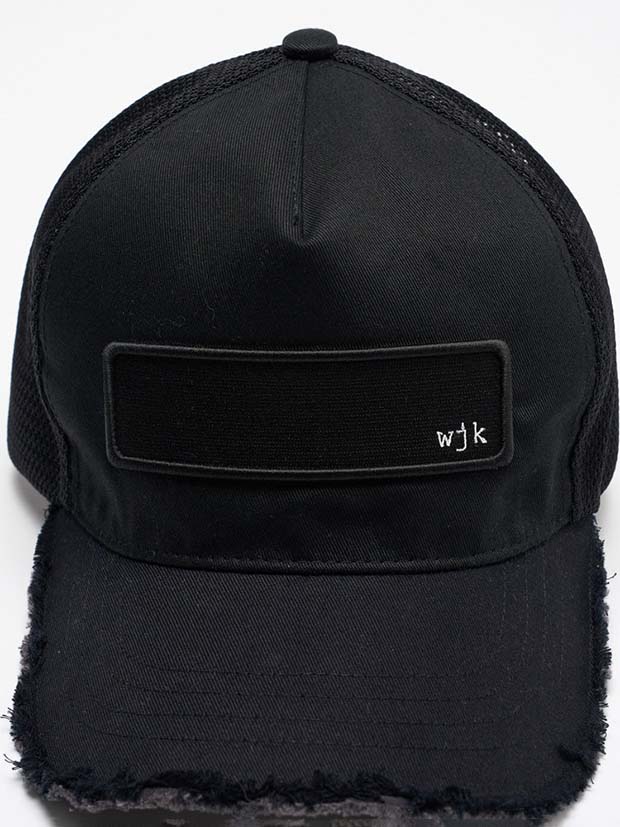 wjk cut-off mesh cap / black