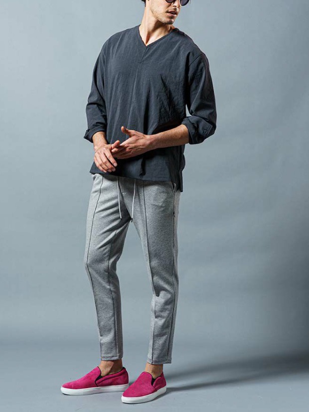 wjk irregular V-neck shirt / CHARCOAL | ALL ITEM | rumbleFISH