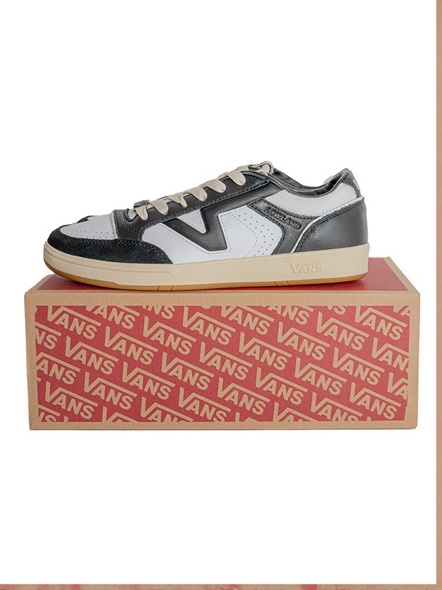 VANS Lowland CC JMP Serio Collettion / BLACK × WHITE