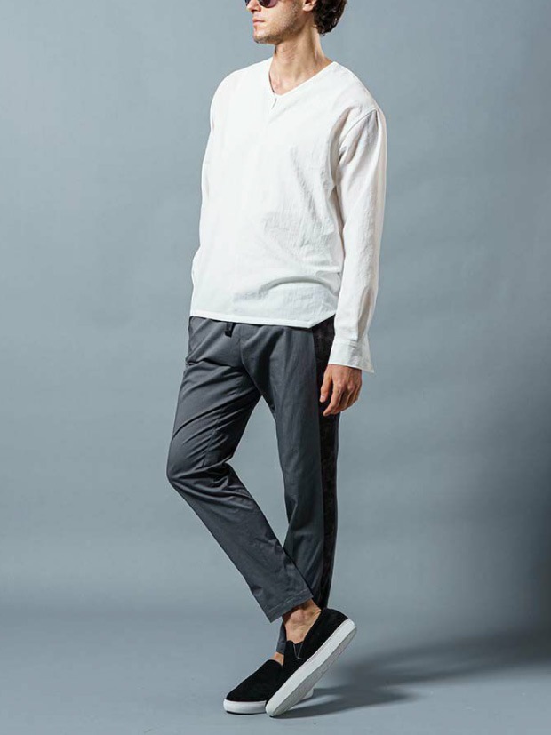 wjk irregular V-neck shirt / WHITE | ALL ITEM | rumbleFISH