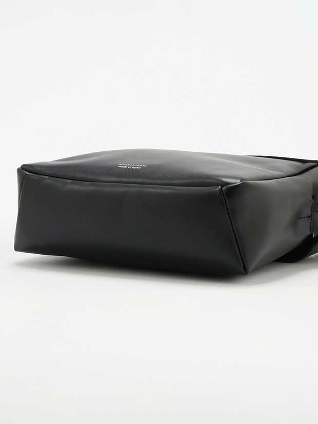 junhashimoto LEATHER SACOCHE BLACK