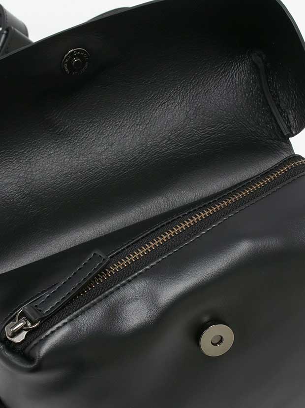 junhashimoto LEATHER SACOCHE BLACK