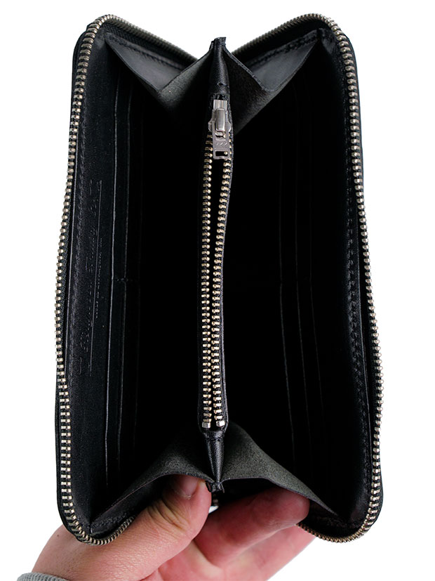 HTC ZIPPER LARGE SN33 / BLACK