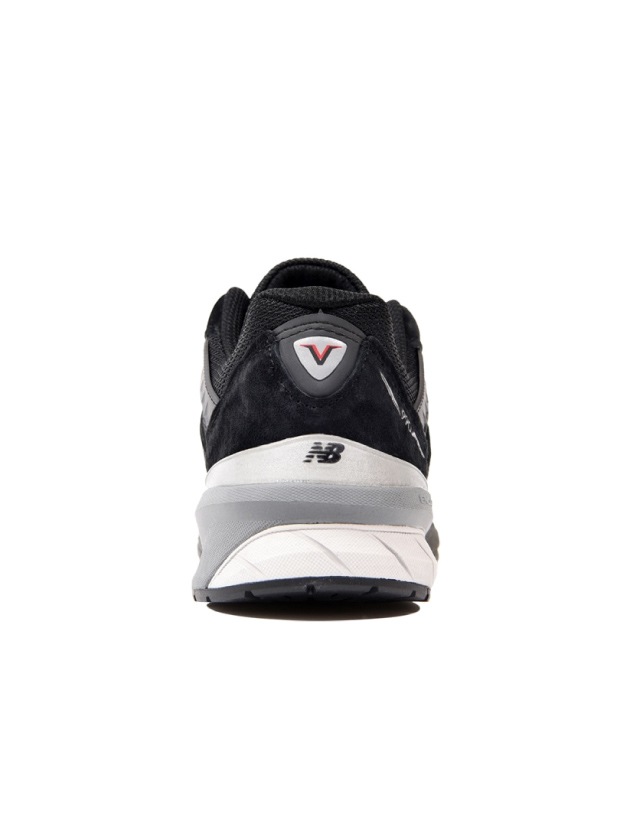 New Balance M990 BK5