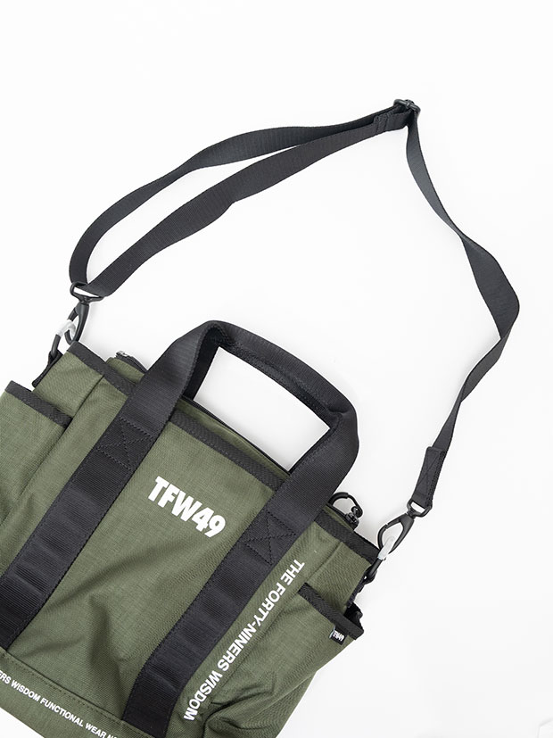 TFW49 NYLON TOTE BAG SMALL / KHAKI