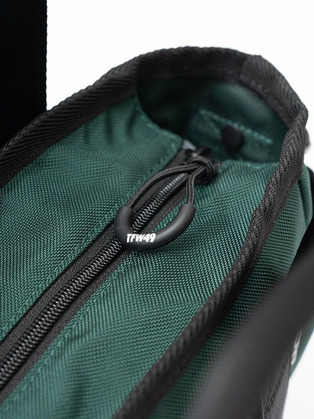 TFW49 NYLON TOTE BAG SMALL / GREEN