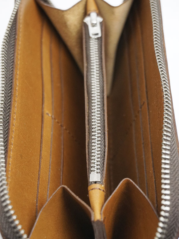 HTC ZIPPER LARGE W023 LT.BROWN