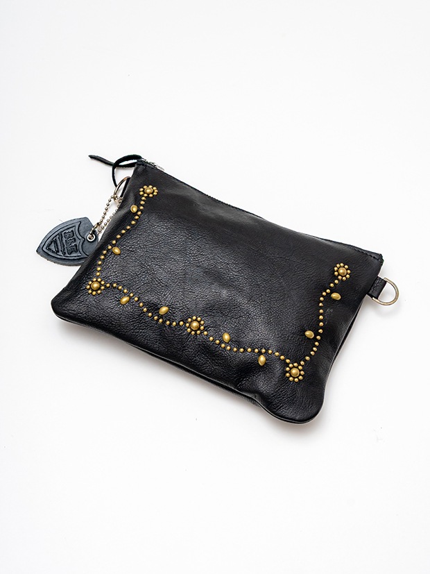 HTC BLACK LEATHER SACOCHE #SN33 STUDS / BLACK/BRASS