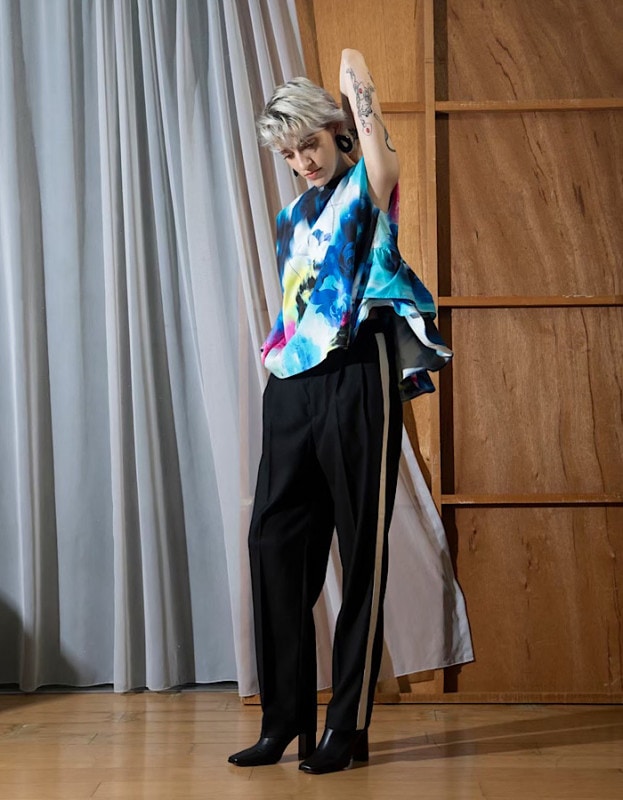 Line Tuck Pants / black