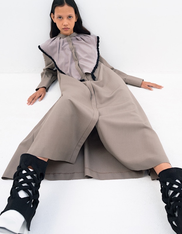 Bond Yarn Collar Dress / gray