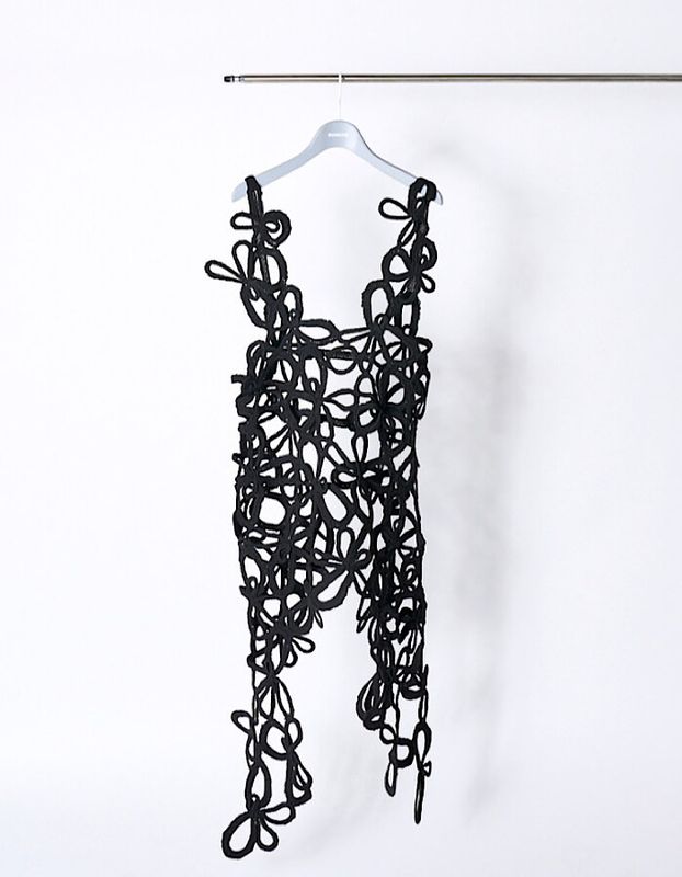 Flower Bond Yarn Dress / black