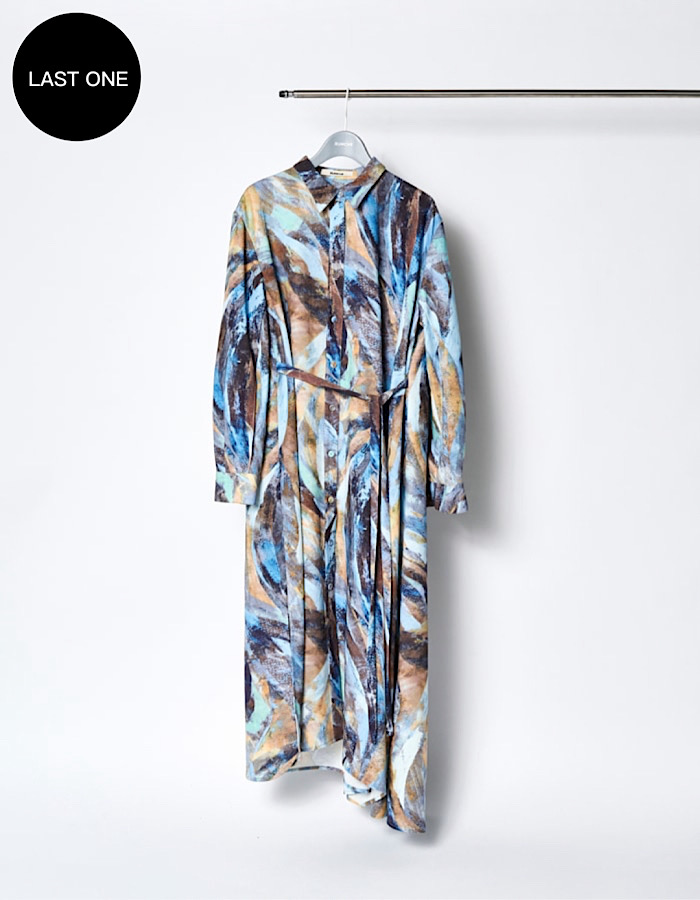 Wing Print Shirt Dress / blue | DRESS | RUMCHE OFFICIAL ONLINE STORE