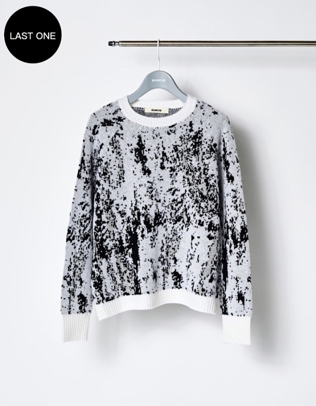 Woodpecker Cashmere Knit / off white