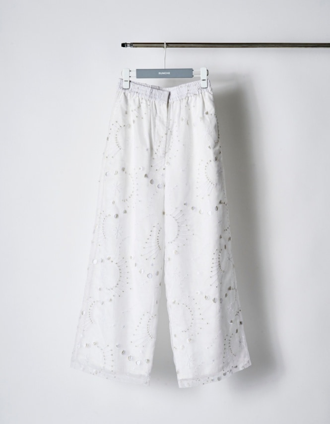定価¥46,200ラムシェGINGA OriginalPaintTrousers Sheer Embroidery Trousers / white | BOTTOMS | RUMCHE OFFICIAL
