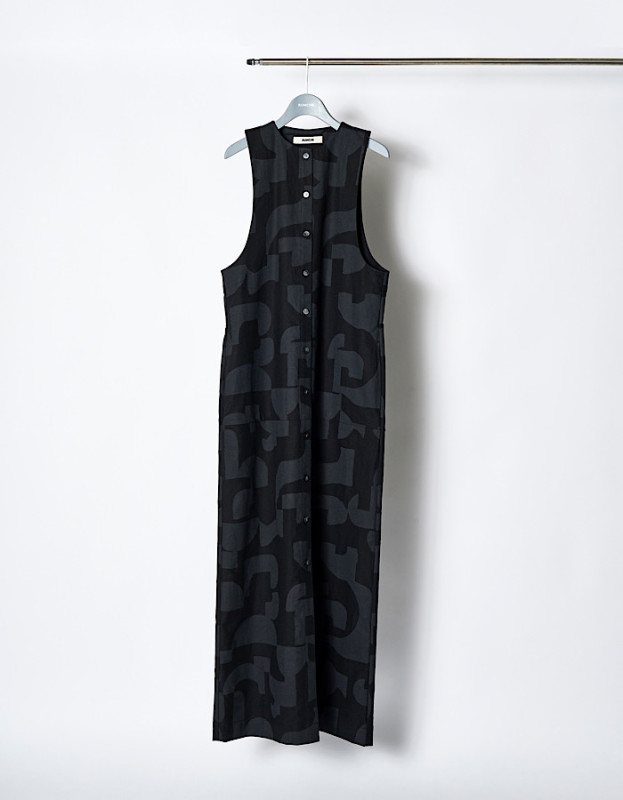 Original Graphic Dress / black