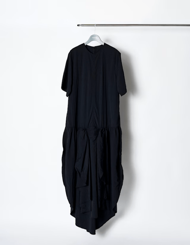 Sun & Moon Ruffle Dress / black