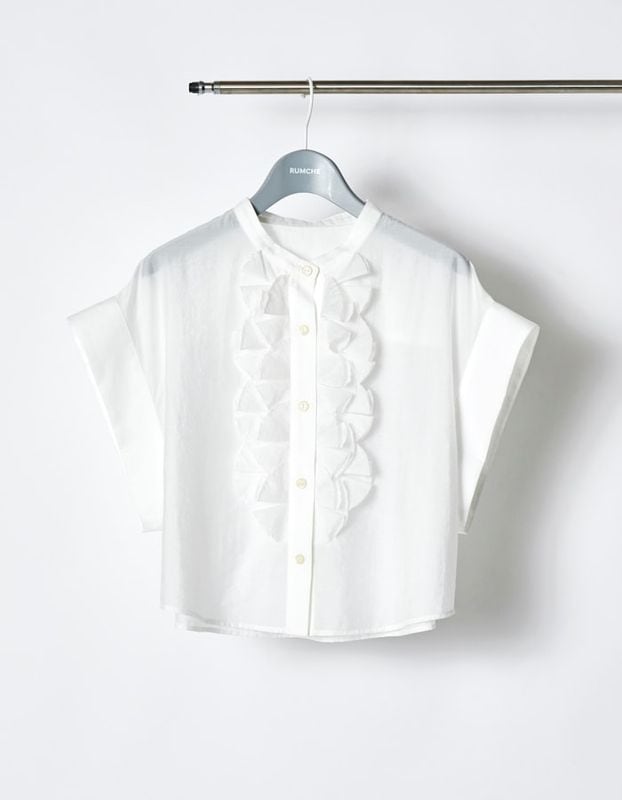 トップス RUMCHE Monochrome Flower Harness / white RUMCHE Monochrome Flower Harness / white