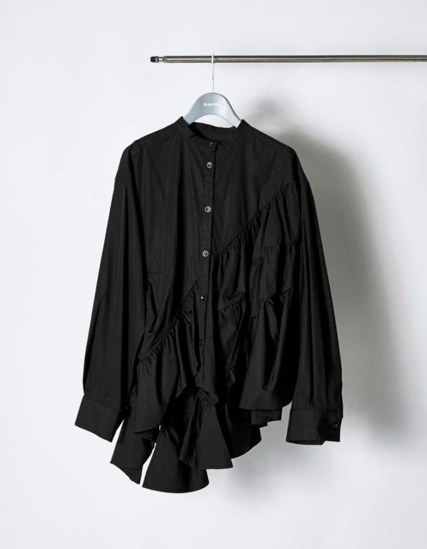 Typewriter Gathered Blouse / black