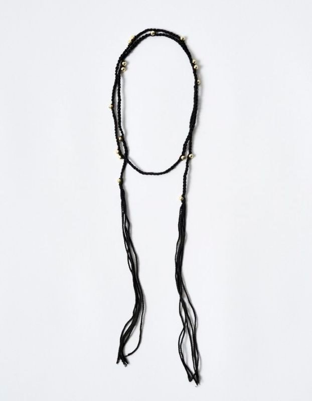 Bond Yarn Beads Choker / black