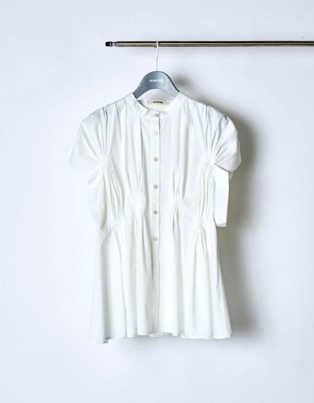 Cotton Bundled Tuck Blouse / white