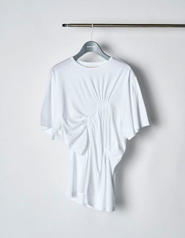 Bundled Tuck Cutsew Tops / white