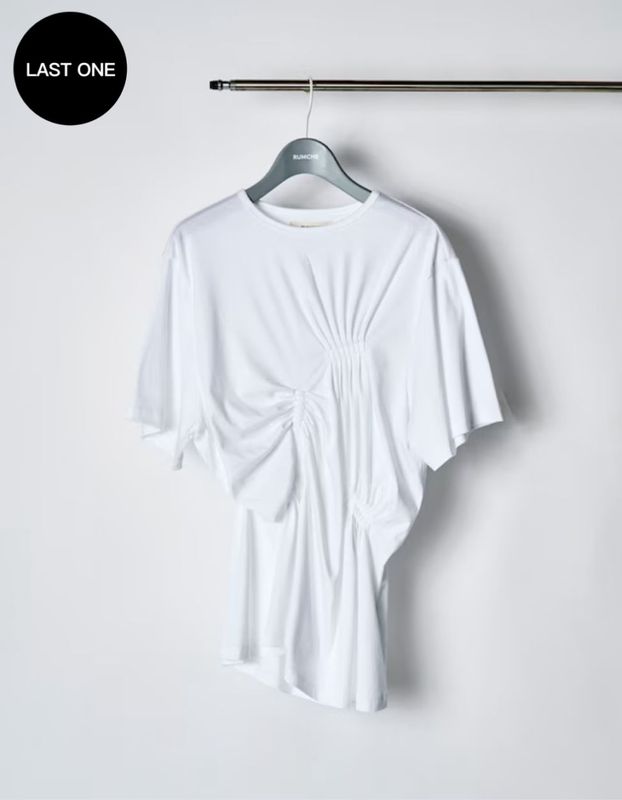 Bundled Tuck Cutsew Tops / white