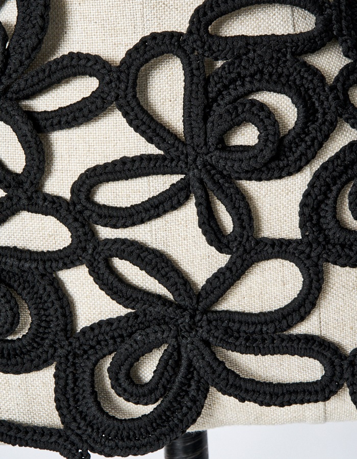 Flower Bond Yarn Belt / black