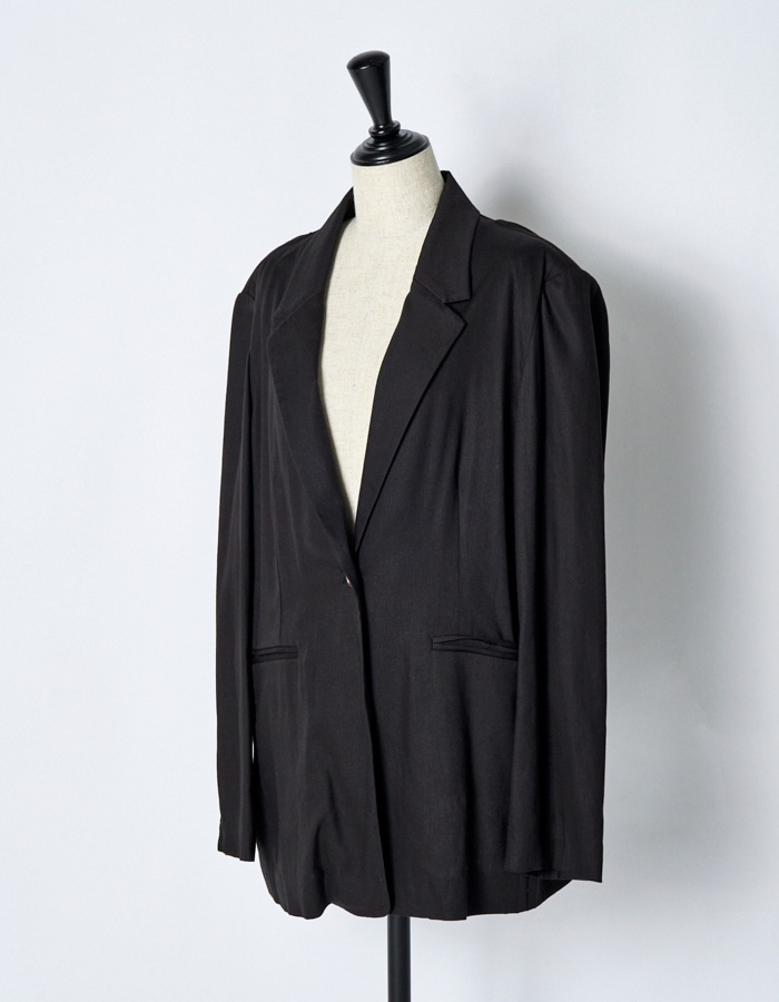 Layered Tuck Jacket / black