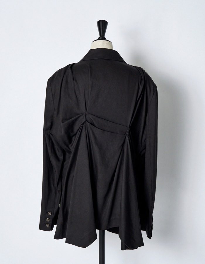 Layered Tuck Jacket / black