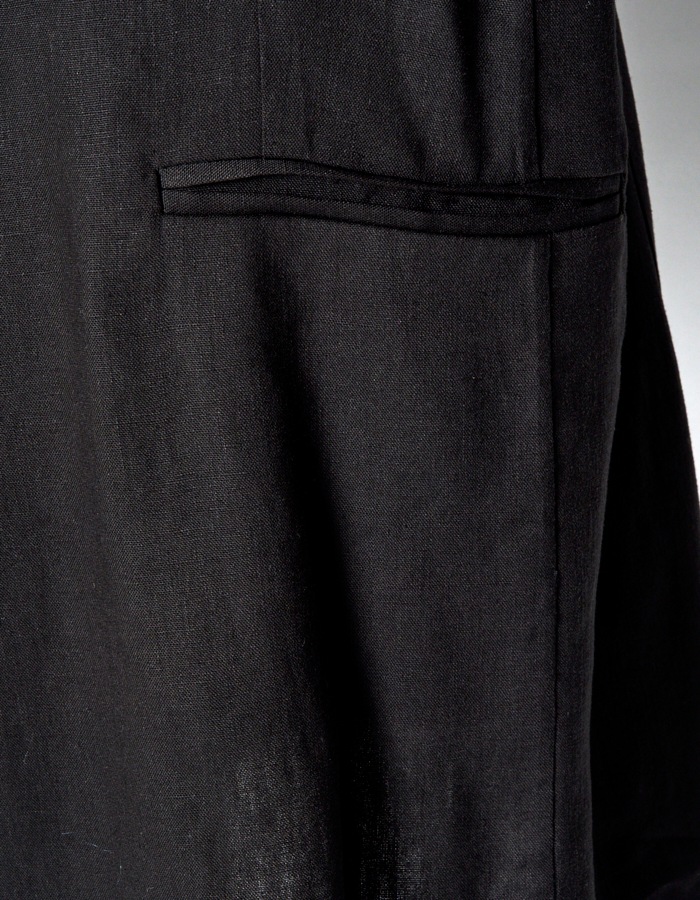 Layered Tuck Jacket / black