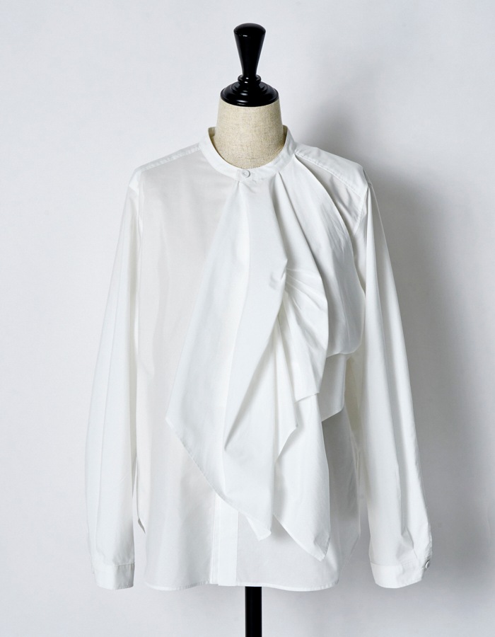 Tuck Chief Band Collar Shirt / white