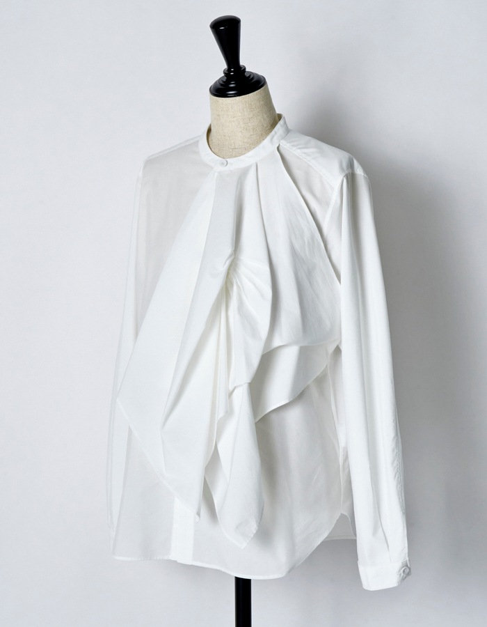 Tuck Chief Band Collar Shirt / white