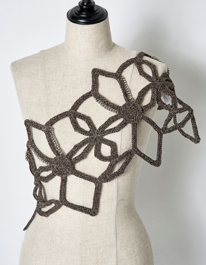 Snowflake Bond Yarn Belt / gold