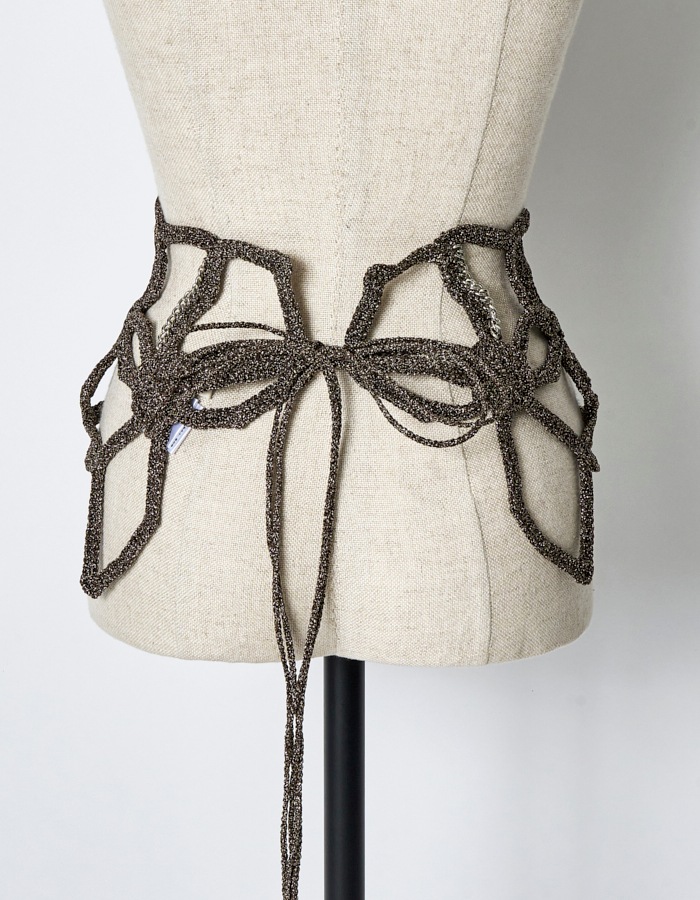 Snowflake Bond Yarn Belt / gold
