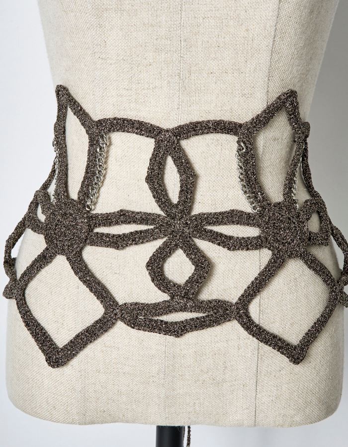 Snowflake Bond Yarn Belt / gold