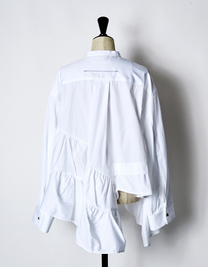 Typewriter Gathered Blouse / white