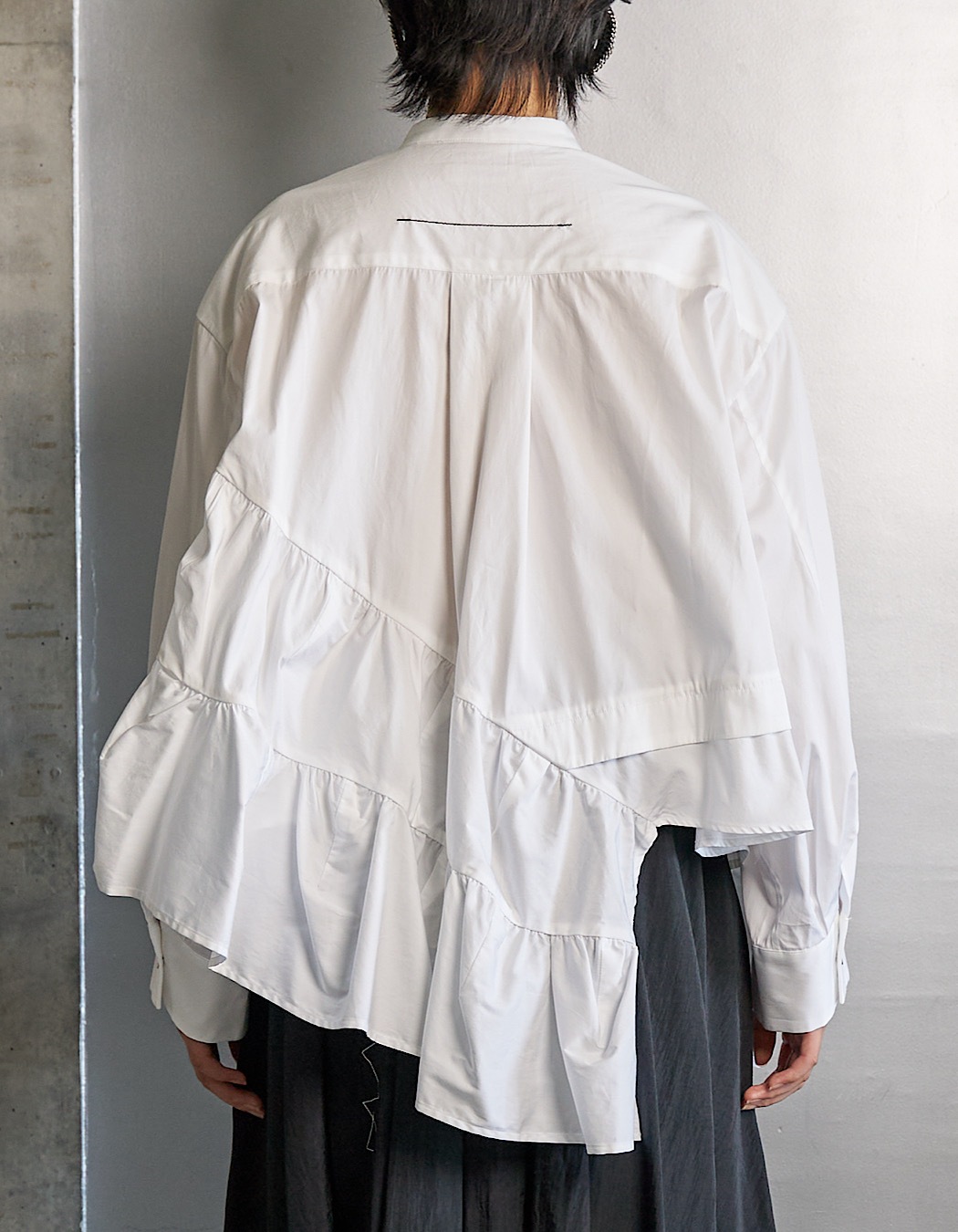 Typewriter Gathered Blouse / white