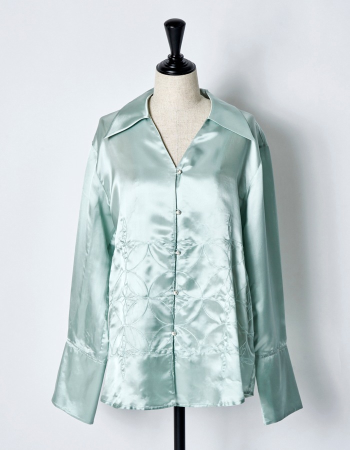 Tapa Pattern Embroidery Shirt / mint
