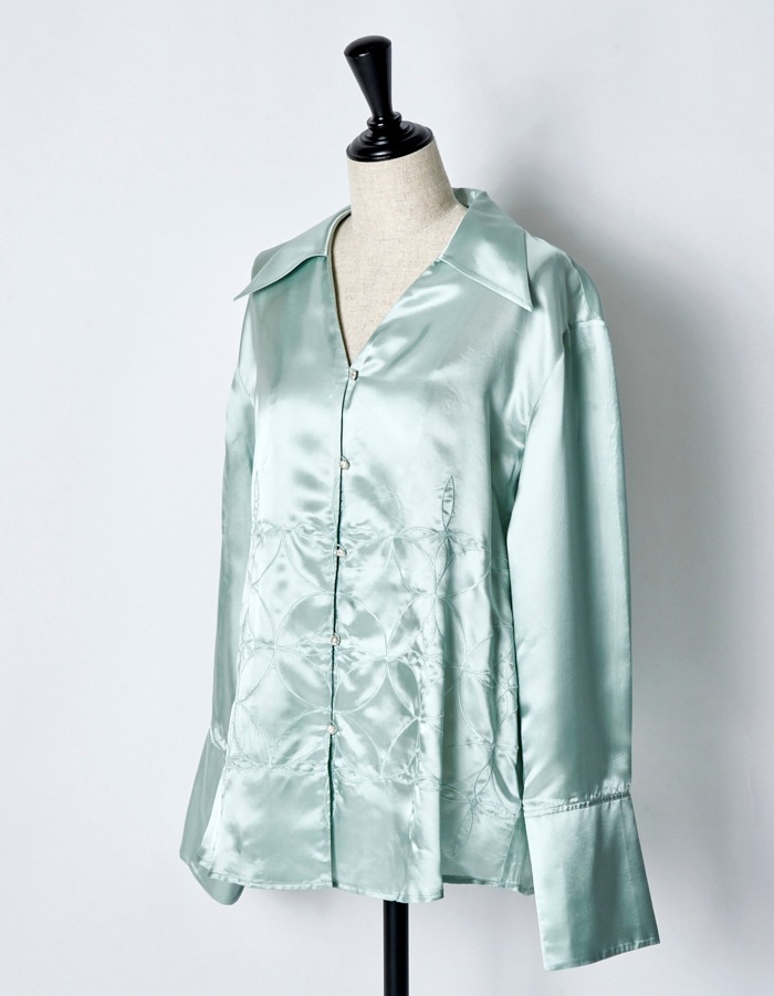 Tapa Pattern Embroidery Shirt / mint