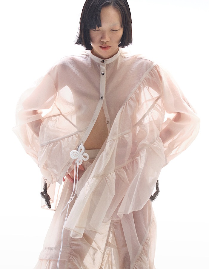 Sheer Gathered Blouse / ecru