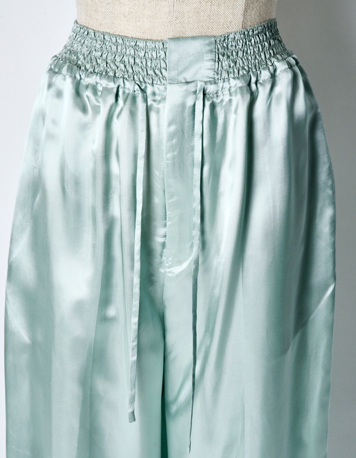 Tapa Pattern Embroidery Trousers / mint