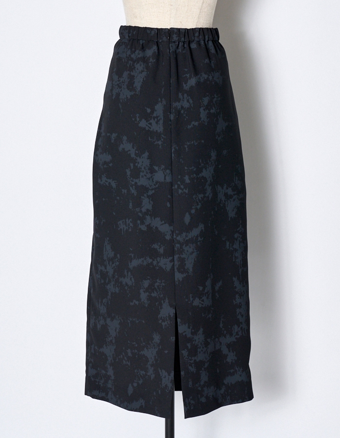 Abstract Paint Skirt / charcoal gray