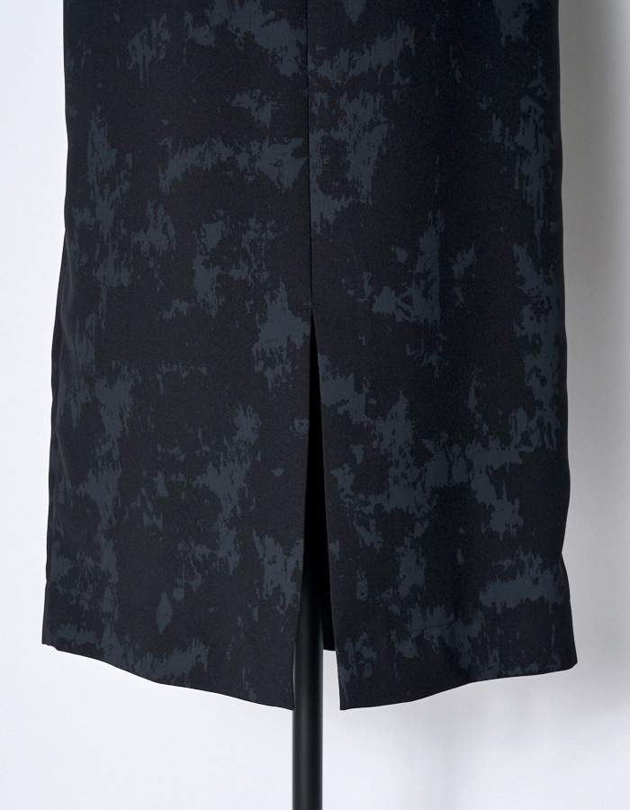 Abstract Paint Skirt / charcoal gray