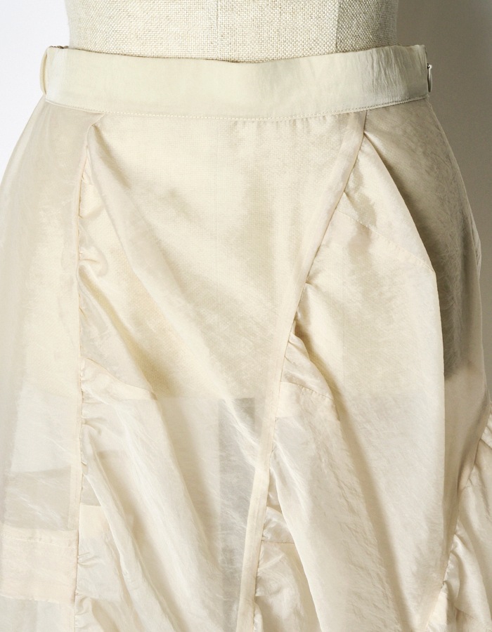 Sheer Gathered Skirt / ecru