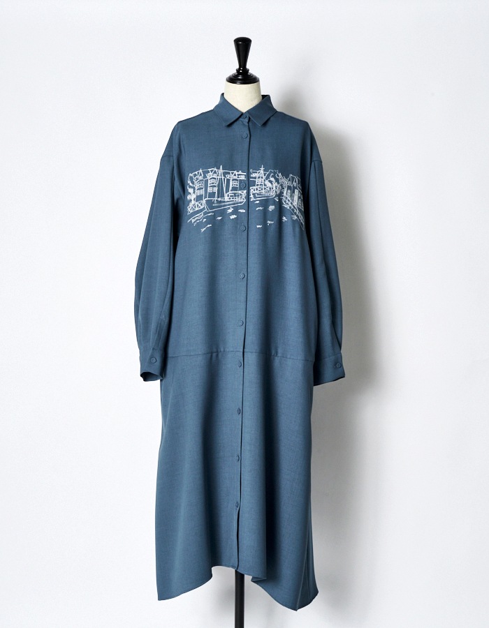 Landscape Embroidery Dress / blue